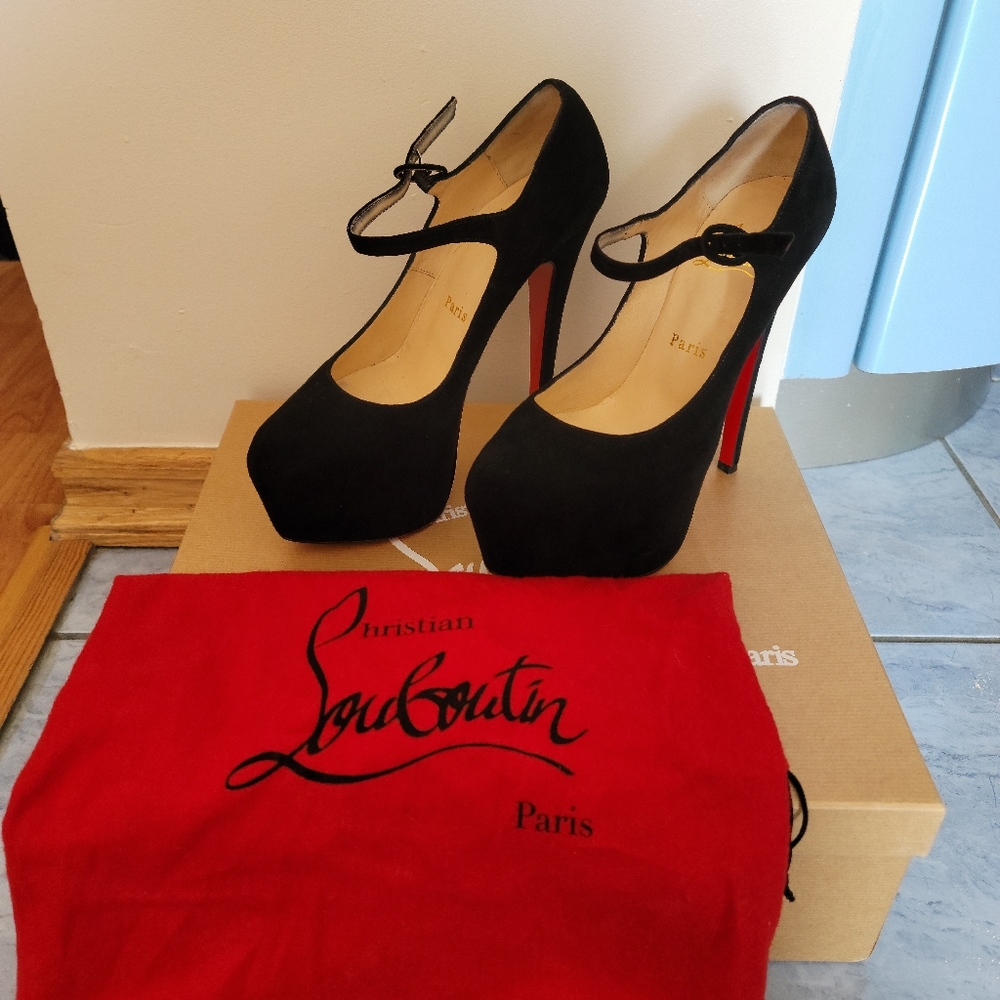 Christian Louboutin Lady Daf 160 Suede